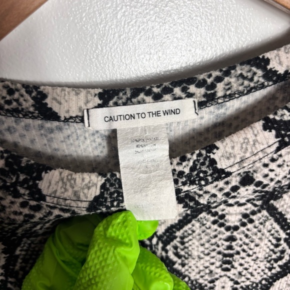 Snake Print Long Sleeve blouse with adjustable side ties cool tones - Picture 7 of 7